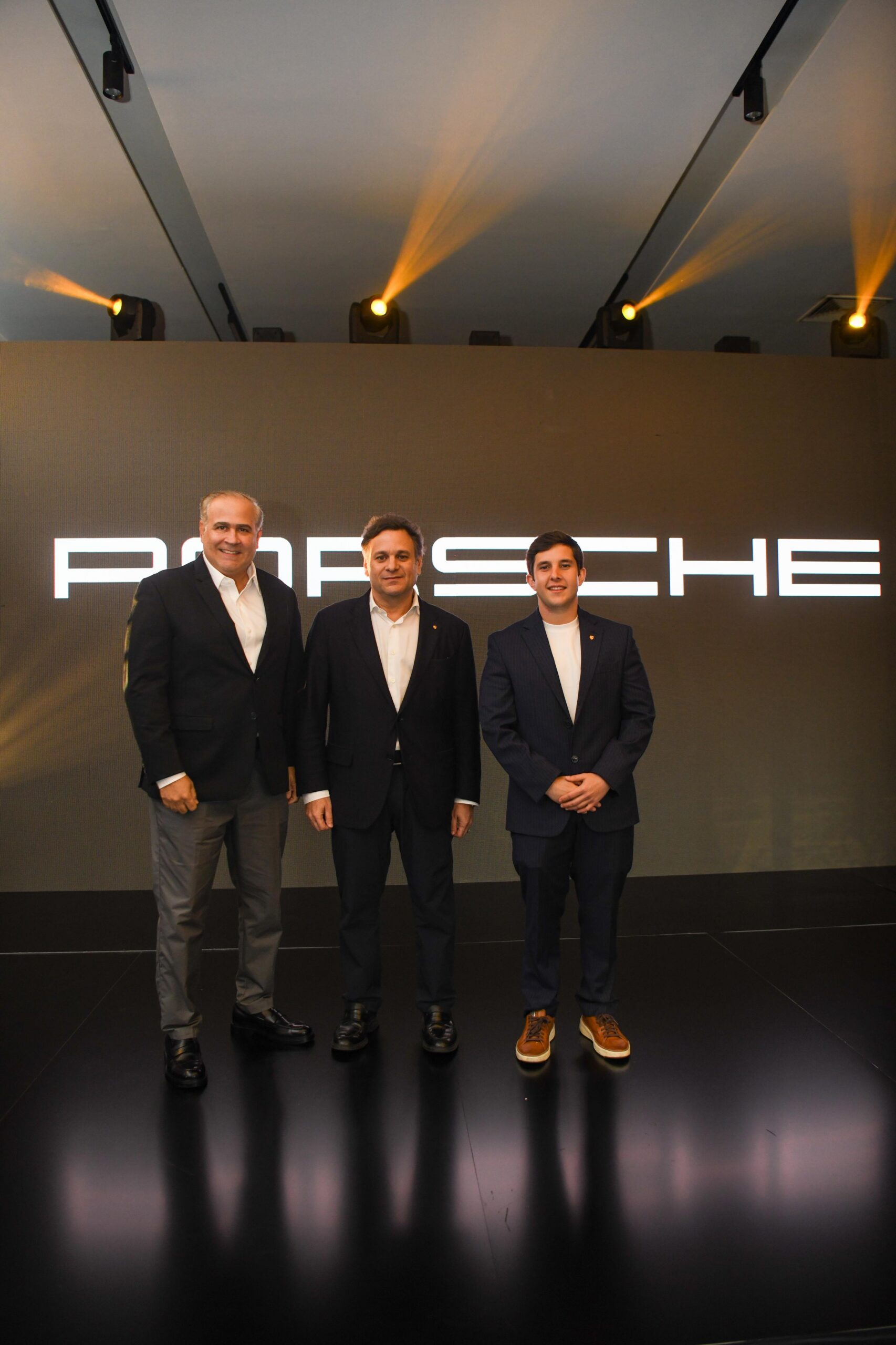 Tecnología híbrida de Porsche eleva el rendimiento deportivo con mayor eficiencia energética