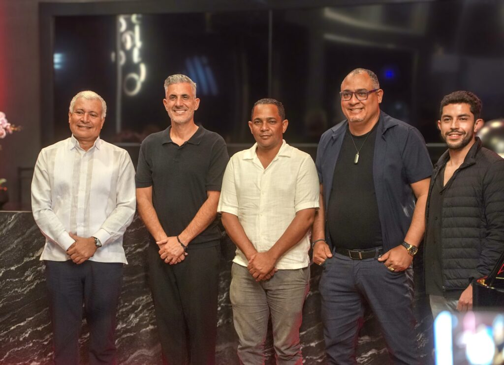 Adompretur Punta Cana se capacita en Inteligencia Artificial junto a Jürgen Klaric